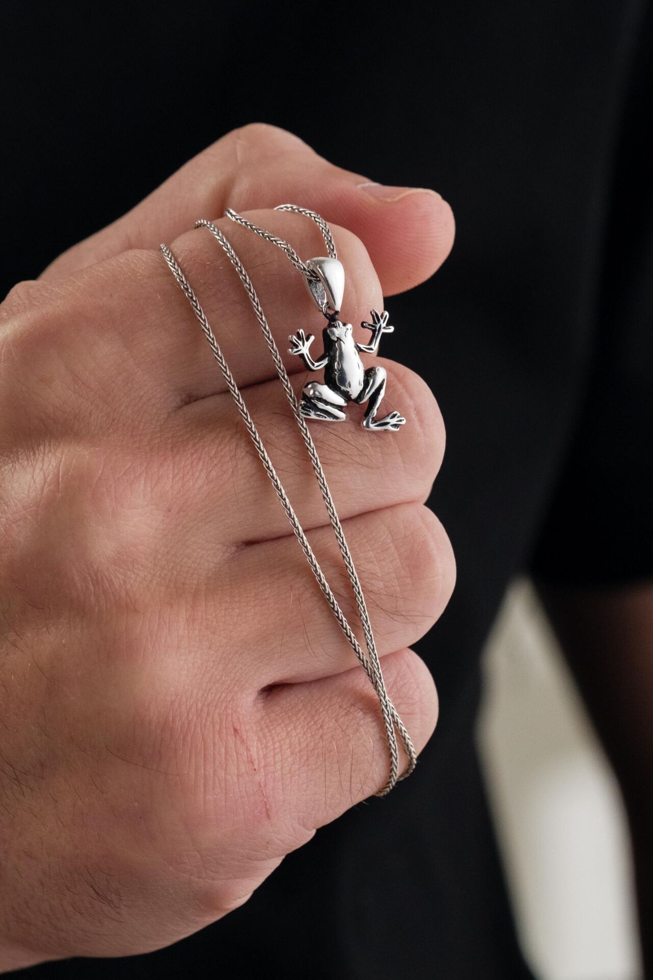 GÜMÜŞ KURBAĞA ERKEK KOLYE