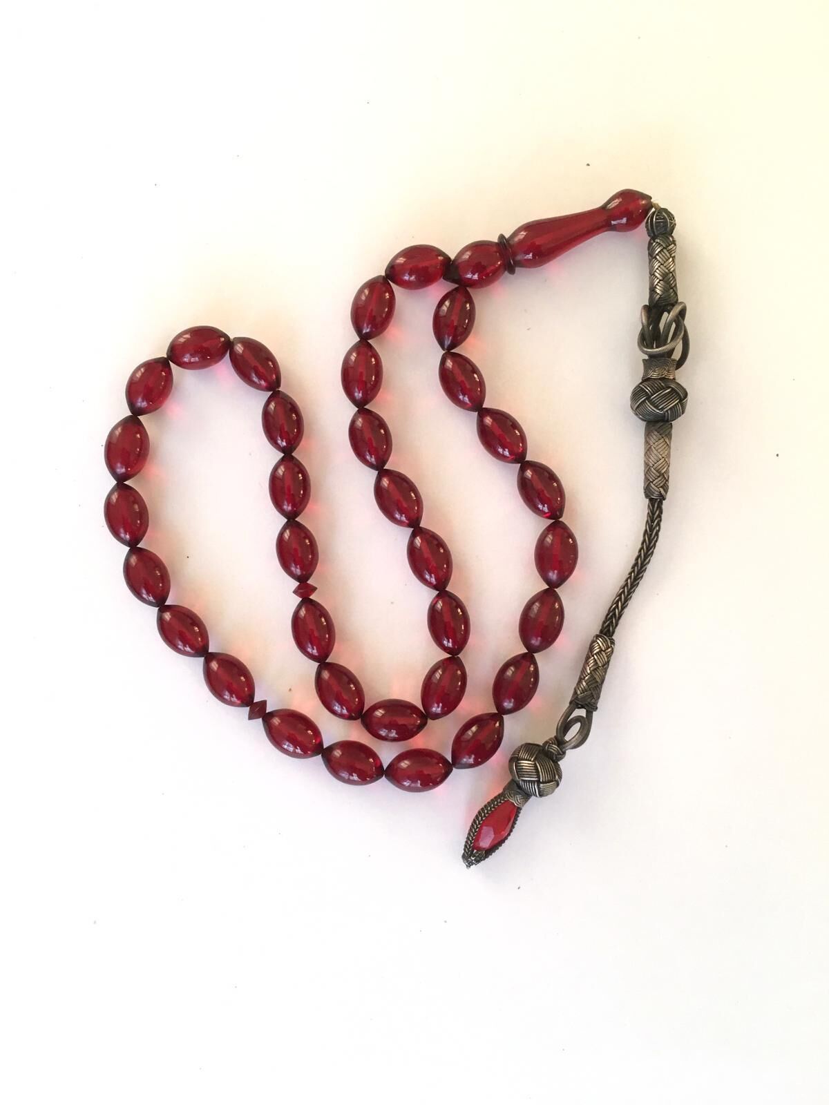 ATEŞ KEHRİBAR BORDO TAŞLI KOLYE