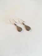 GÜMÜŞ TELKARİ OKSİTLİ DAMLA KÜPE