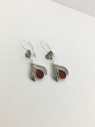 GÜMÜŞ KÖK YAKUT TAŞLI KIRMIZI TELKARİ KÜPE