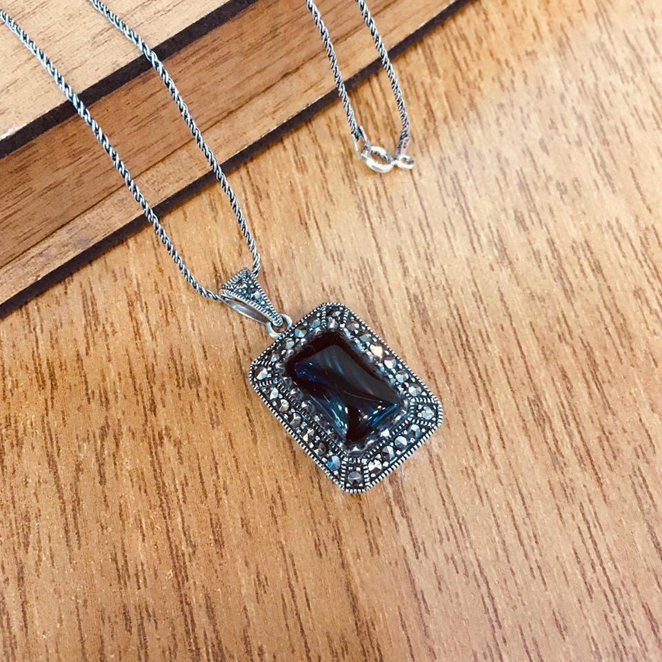 GÜMÜŞ MARKAZİT SİYAH TAŞLI KOLYE