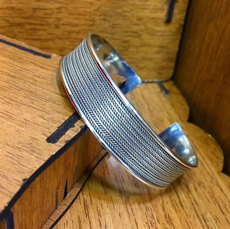 925 AYAR GÜMÜŞ EL İŞİ KELEPÇE BİLEZİK