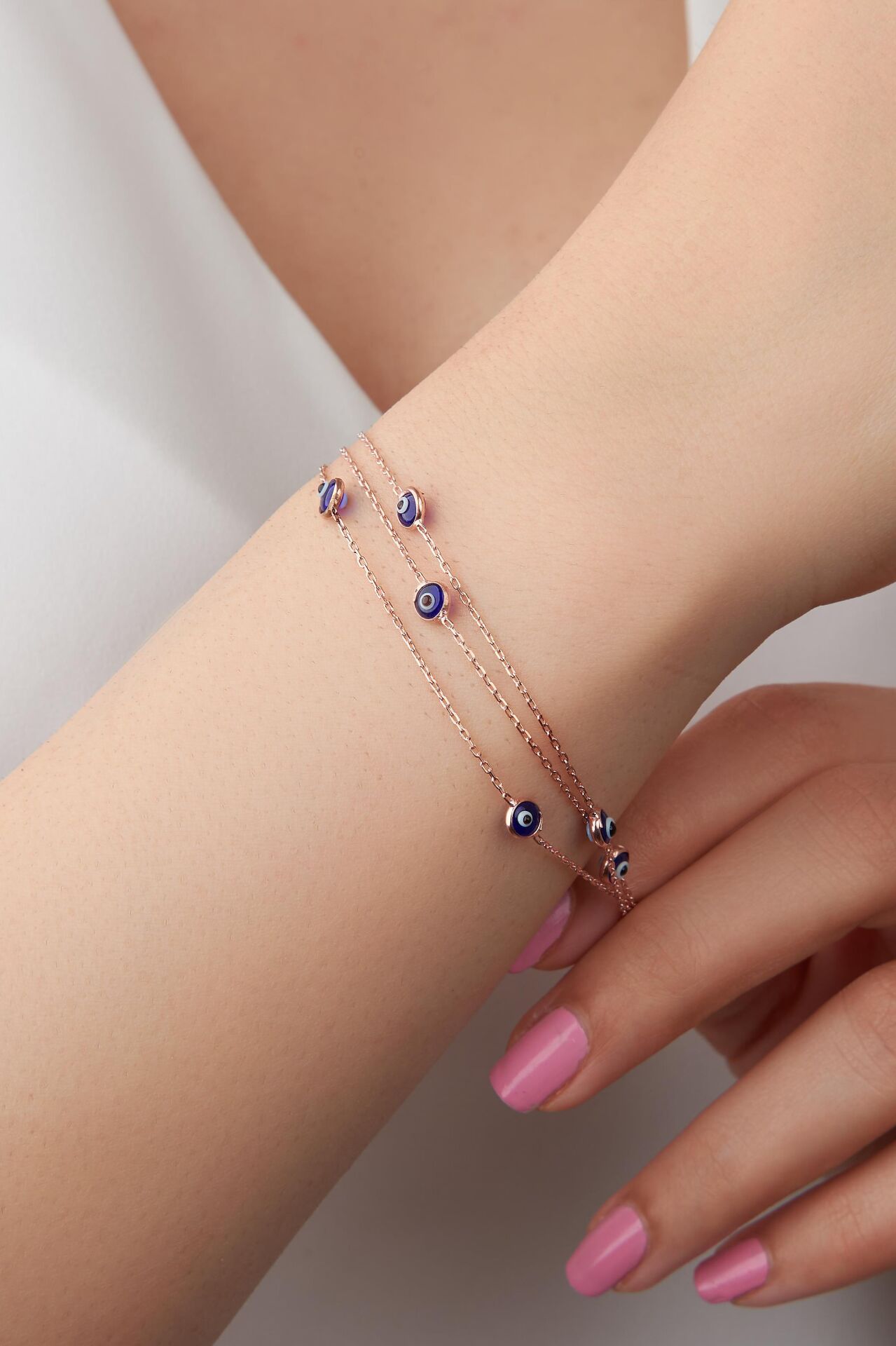 GÜMÜŞ ROSE GÖZ NAZAR BONCUĞU ÜÇ ZİNCİRLİ BİLEKLİK