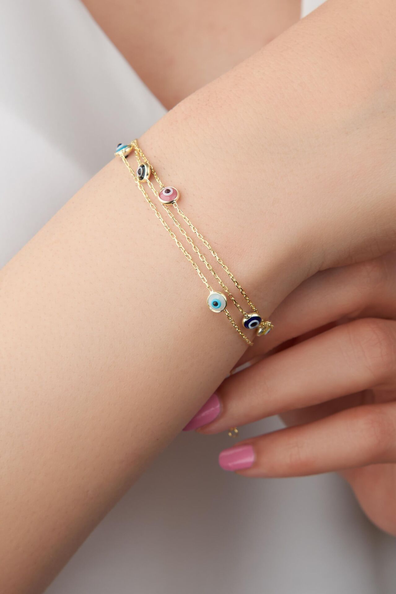 GÜMÜŞ RENKLİ ALTIN KAPLAMA GÖZ NAZAR BONCUKLU ÜÇ ZİNCİRLİ BİLEKLİK