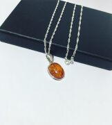 GÜMÜŞ ATEŞ KEHRİBAR SARI KIRMIZI OVAL KOLYE