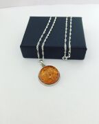 GÜMÜŞ ATEŞ KEHRİBAR YUVARLAK MODEL KOLYE