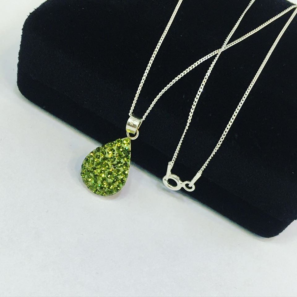 GÜMÜŞ YEŞİL SWAROVSKİ TAŞLI DAMLA KOLYE