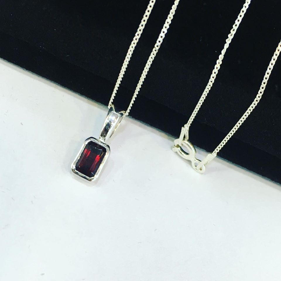 GÜMÜŞ LAL GRANET TAŞLI MİNİK KOLYE