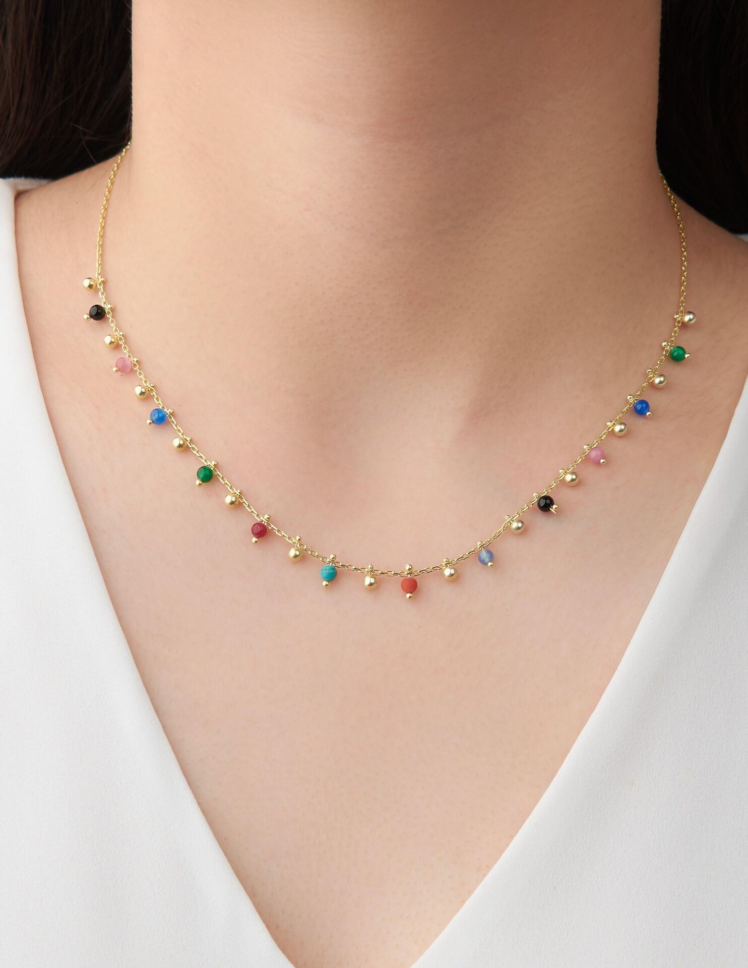 GÜMÜŞ ALTIN KAPLAMA FİRUZE AKİK YEŞİM KUVARS VE ONİKS TAŞLI KOLYE