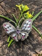 GÜMÜŞ MARKAZİT SEDEF VE KÖK YAKUT TAŞLI KELEBEK BROŞ