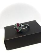 GÜMÜŞ YAKUT ZÜMRÜT SAFİR TAŞLI ÇİÇEK YÜZÜK