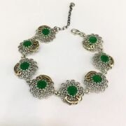 GÜMÜŞ TELKARİ KÖK ZÜMRÜT TAŞLI VAV HARFLİ BİLEKLİK