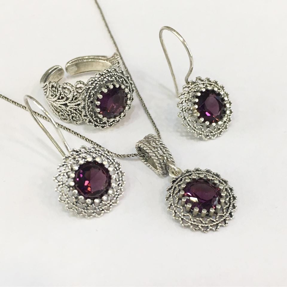 GÜMÜŞ TELKARİ KOYU LİLA RENKLİ ZİRKON TAŞLI SET