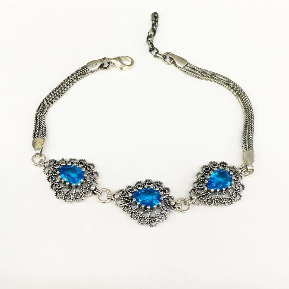 GÜMÜŞ GÖK MAVİSİ ZİRKON TAŞLI TELKARİ DAMLA BİLEKLİK